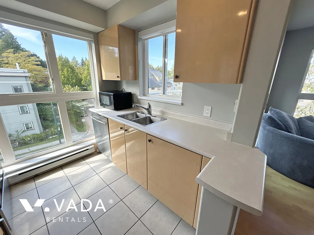 Shaughnessy Heights in South Cambie - 2 Bedroom Apartment For Rent in Vancouver at 401 - 988 West 21st Avenue, Vancouver, BC, V5Z 1Z1