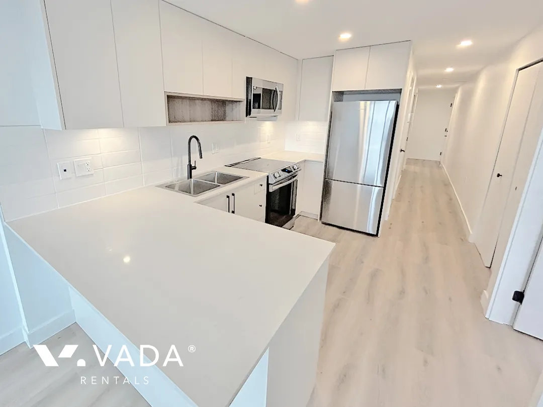 W Kingsway in Renfrew Collingwood - 1 Bedroom Apartments For Rent in Vancouver at 3068 Kingsway, Vancouver, BC, V5R 0L6