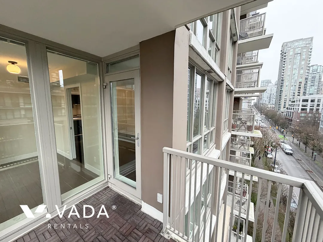 Donovan in Yaletown - 2 Bedroom Apartment For Rent in Vancouver at 809 - 1055 Richards Street, Vancouver, BC, V6B 0C2