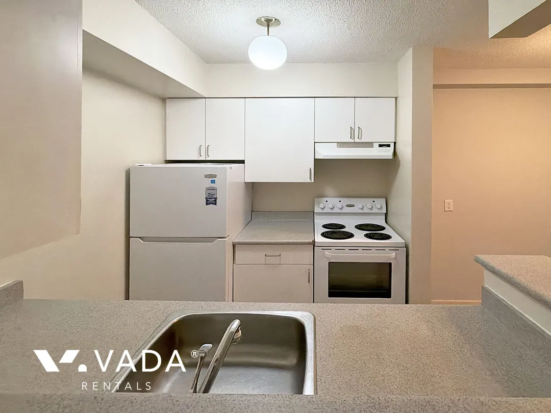 Barclay House in The West End - 1 Bedroom Apartment For Rent in Vancouver at 503 - 1770 Barclay Street, Vancouver, BC, V6G 1K5