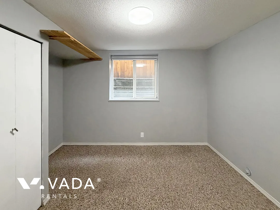 Cloverdale - 2 Bedroom Basement For Rent in Surrey at 6639B 184 Street, Surrey, BC, V3S 1G5