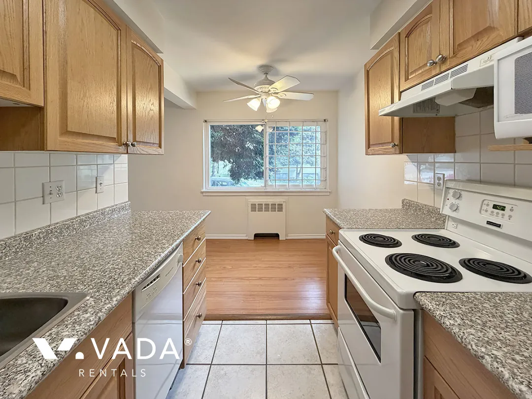 Valcrest Manor in The West End - 1 Bedroom Apartment For Rent in Vancouver at 1 - 1208 Burnaby Street, Vancouver, BC, V6E 1P5