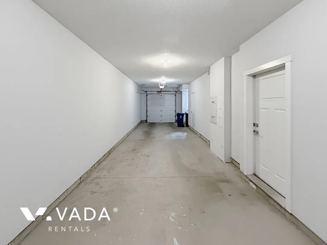 Soho in Grandview Heights - 3 Bedroom Townhouse For Rent in Surrey at 32 - 16337 23A Avenue, Surrey, BC, V3Z 0S3