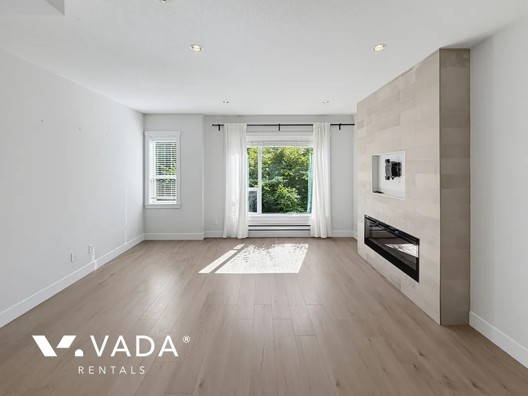 Soho in Grandview Heights - 3 Bedroom Townhouse For Rent in Surrey at 32 - 16337 23A Avenue, Surrey, BC, V3Z 0S3