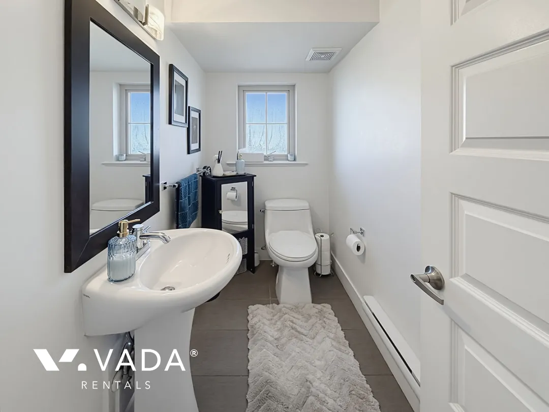 Uptown Clayton ll in East Clayton - 4 Bedroom Townhouse For Rent in Surrey at 84 - 19525 73 Avenue, Surrey, BC, V4N 3E8