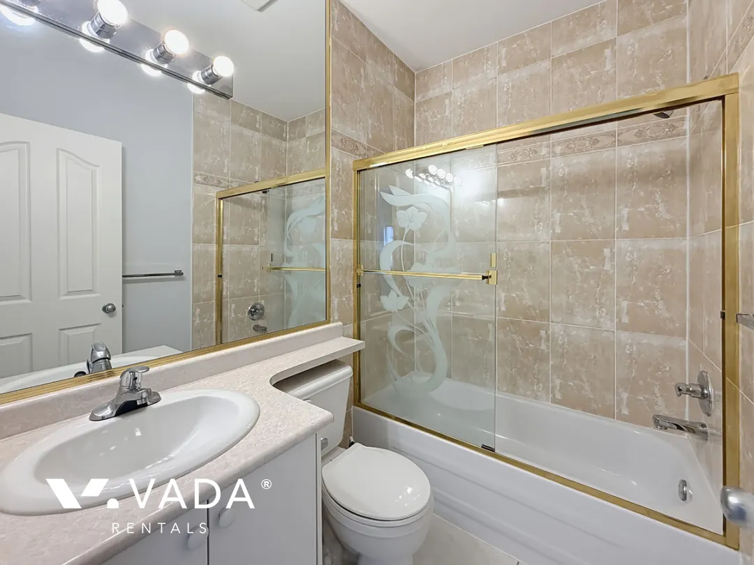 Marpole - 3 Bedroom Duplex For Rent in Vancouver at 8490 Hudson Street, Vancouver, BC, V6P 4M4