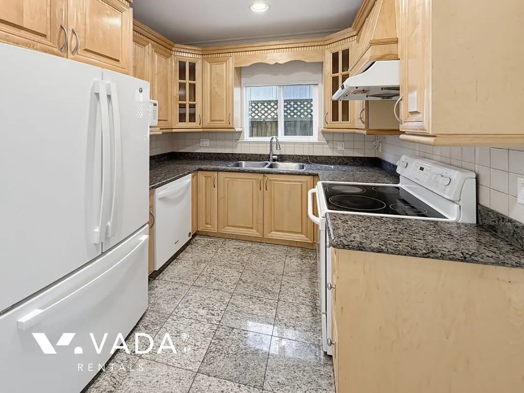 Marpole - 3 Bedroom Duplex For Rent in Vancouver at 8490 Hudson Street, Vancouver, BC, V6P 4M4