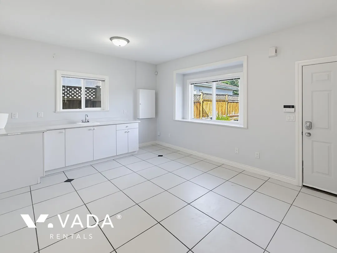 Marpole - 3 Bedroom Duplex For Rent in Vancouver at 8490 Hudson Street, Vancouver, BC, V6P 4M4