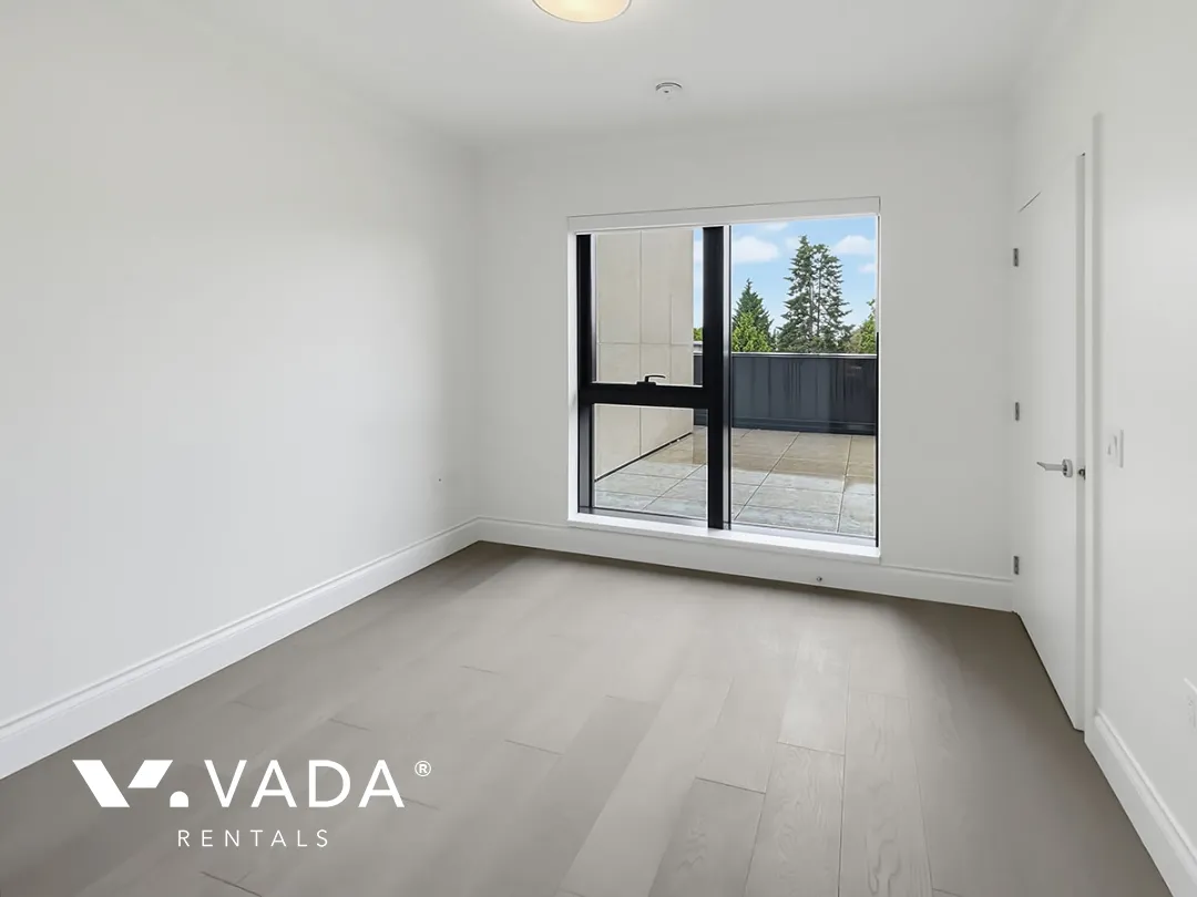 Gryphon House in Kerrisdale - 2 Bedroom Apartment For Rent in Vancouver at 302 - 2105 West 46th Avenue, Vancouver, BC, V6M 2L1