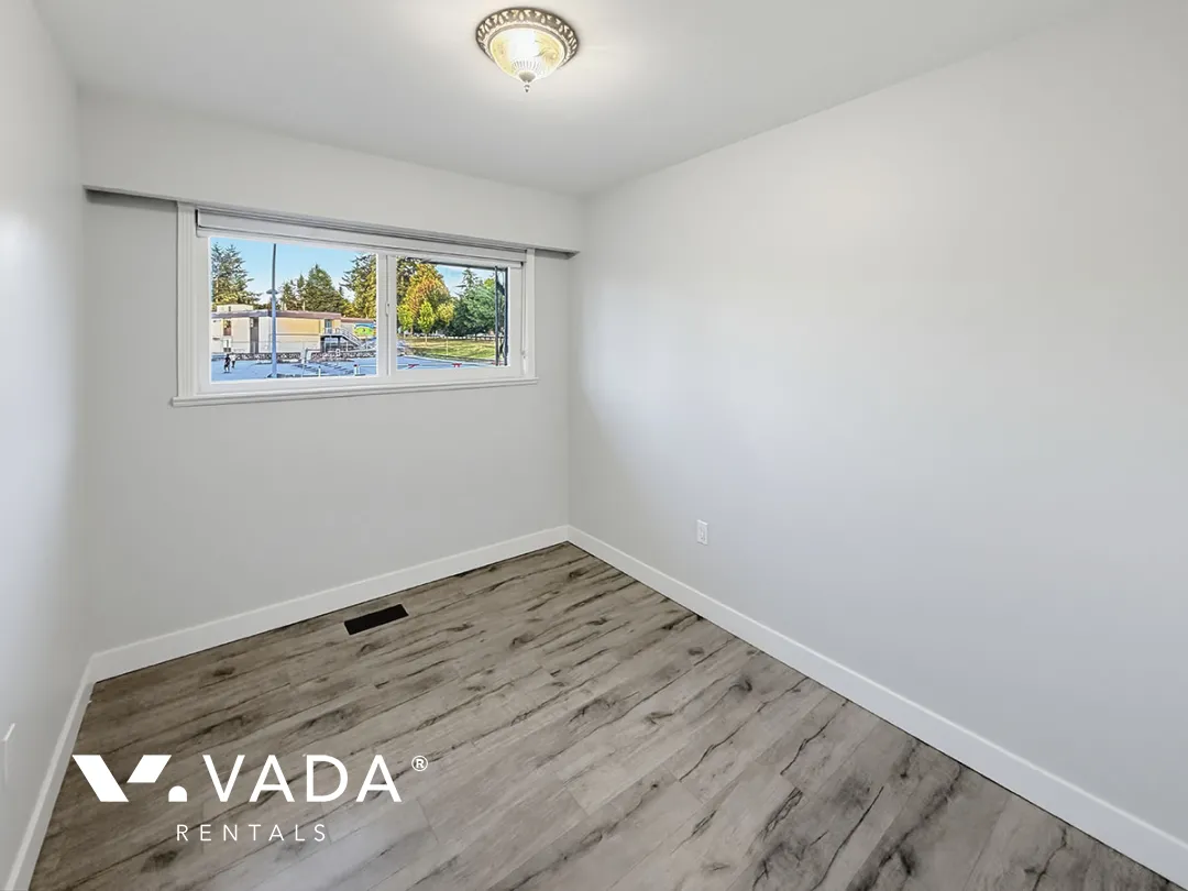 Bolivar Heights - 3 Bedroom House (Upper Level) For Rent in Surrey at 11327 - 138th Street, Surrey, BC, V3R 3C9