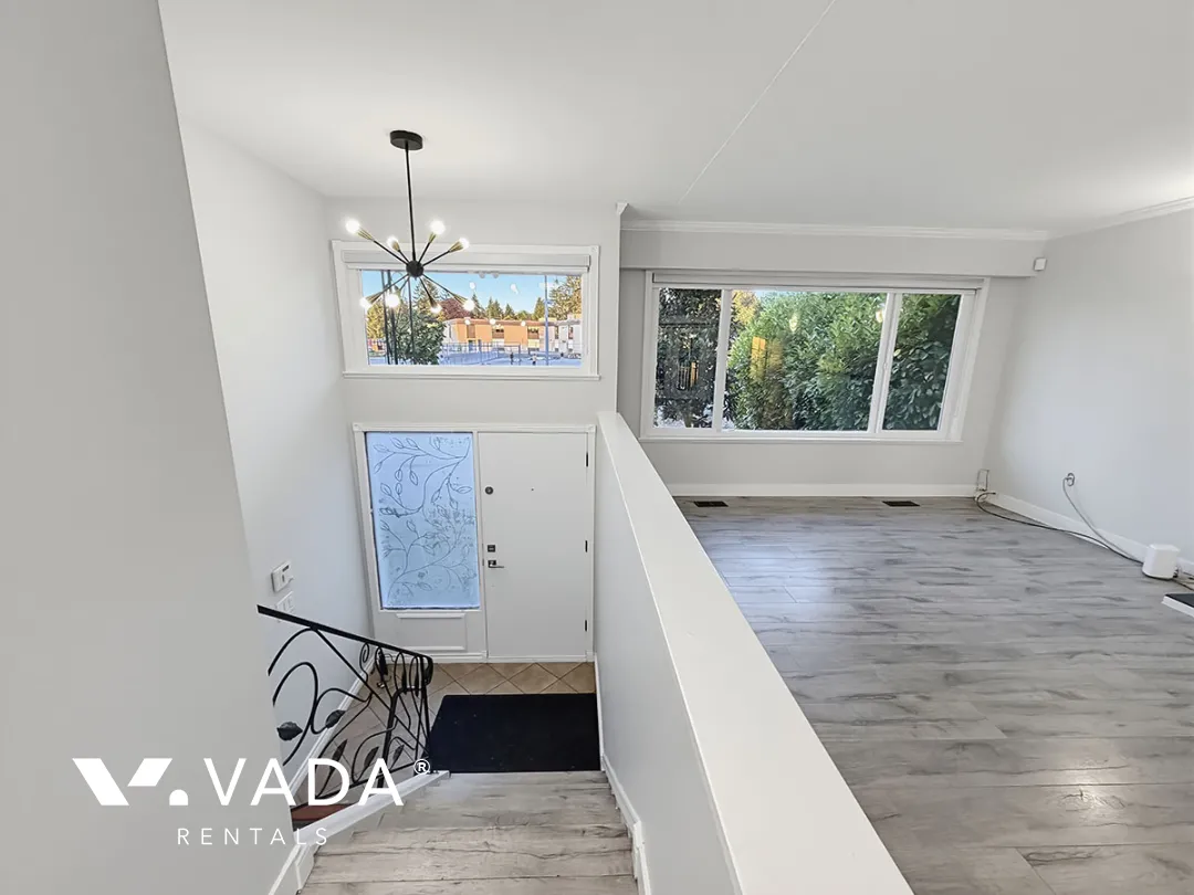 Bolivar Heights - 3 Bedroom House (Upper Level) For Rent in Surrey at 11327 - 138th Street, Surrey, BC, V3R 3C9