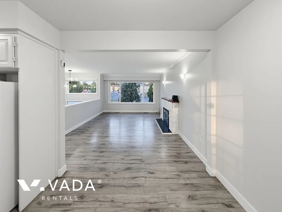 Bolivar Heights - 3 Bedroom House (Upper Level) For Rent in Surrey at 11327 - 138th Street, Surrey, BC, V3R 3C9