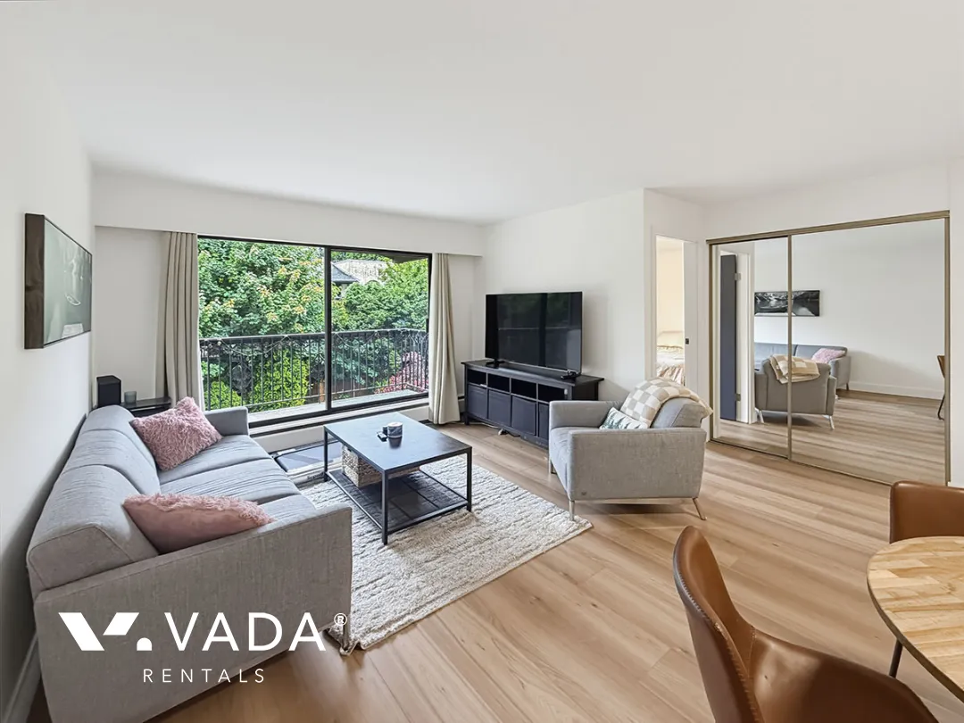 Casa Del Ray in Uptown - 1 Bedroom Apartment For Rent in New Westminster at 201 - 721 Hamilton Street, New Westminster, BC, V3M 2M7