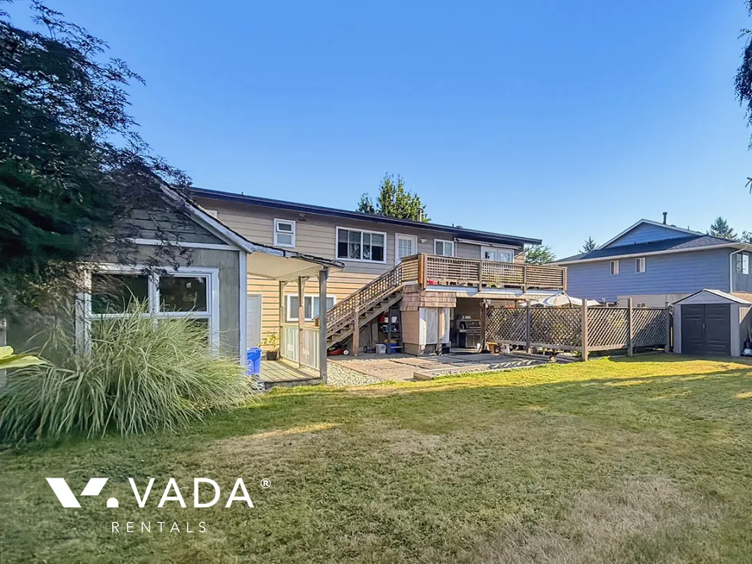 Steveston - 3 Bedroom House (Upper Level) For Rent in Richmond at 3380 Springthorne Crescent, Richmond, BC, V7E 1Z7