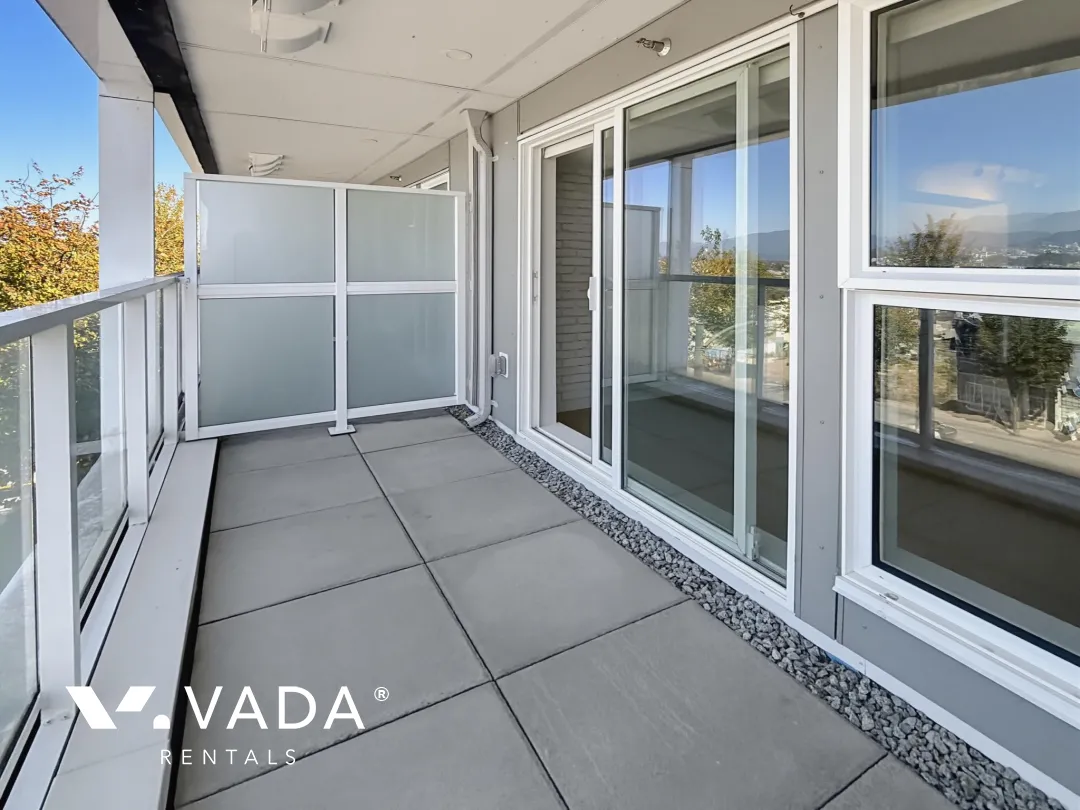 Midtown Central in Mount Pleasant East - 1 Bedroom Apartment For Rent in Vancouver at 306 - 2508 Fraser Street, Vancouver, BC, V5T 3V4