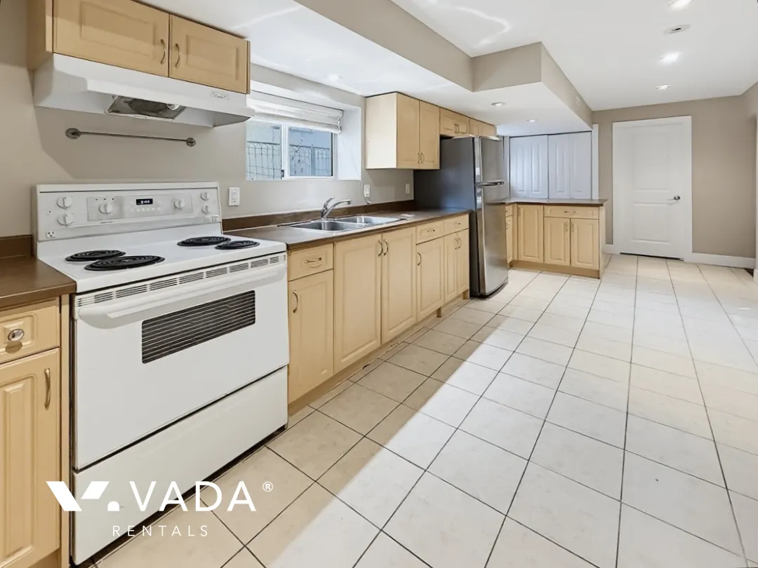 Renfrew Heights - 2 Bedroom Basement For Rent in Vancouver at 2862B East 18th Avenue, Vancouver, BC, V5M 2R2