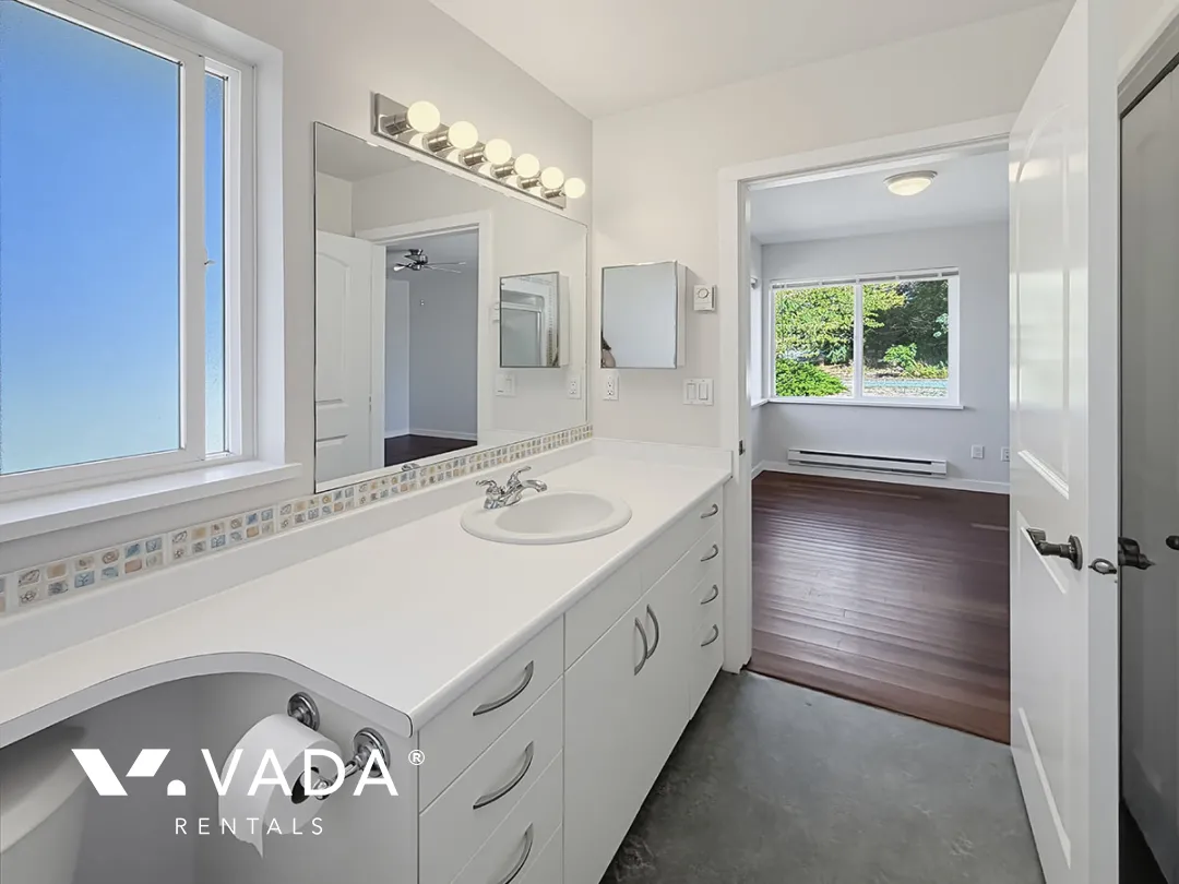 Hazelmere in South Surrey - 3 Bedroom House (Upper Level) For Rent in Surrey at 19506 3A Avenue, Surrey, BC, V3Z 9S9