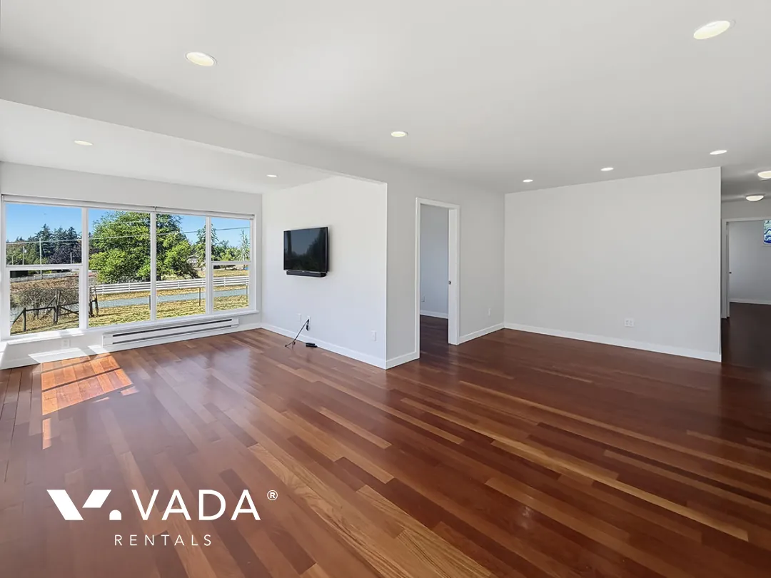 Hazelmere in South Surrey - 3 Bedroom House (Upper Level) For Rent in Surrey at 19506 3A Avenue, Surrey, BC, V3Z 9S9