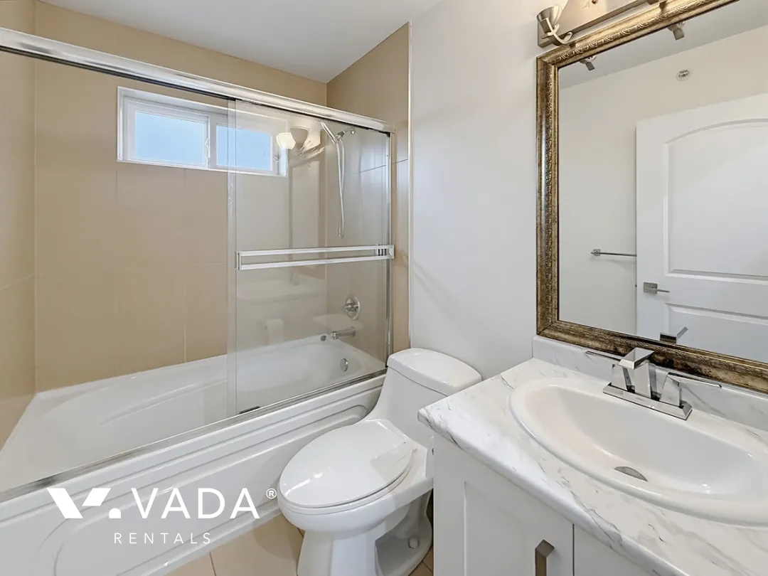 Marpole - 2 Bedroom Laneway House For Rent in Vancouver at 172 East 60th Avenue, Vancouver, BC, V5X 1Z6