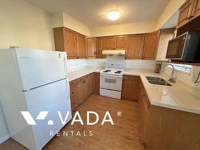 Marpole - 3 Bedroom House (Upper Level) For Rent in Vancouver at 8407 Osler Street, Vancouver, BC