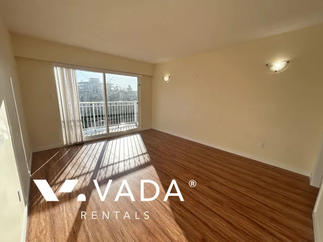 Marpole - 3 Bedroom House (Upper Level) For Rent in Vancouver at 8407 Osler Street, Vancouver, BC