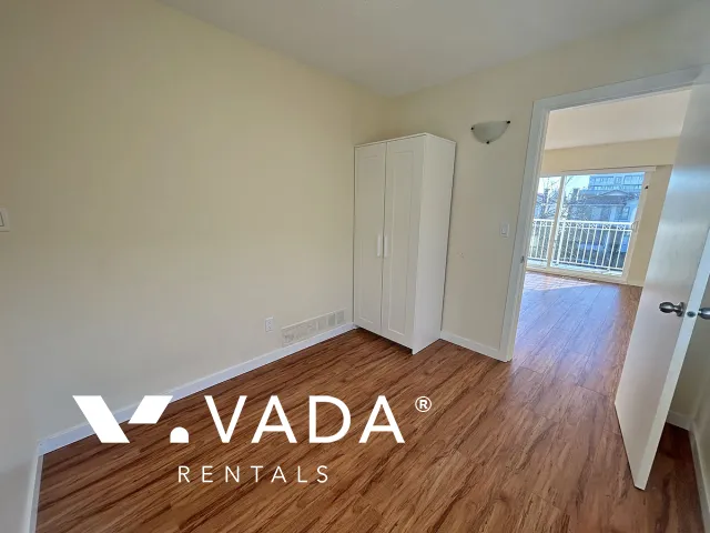 Marpole - 3 Bedroom House (Upper Level) For Rent in Vancouver at 8407 Osler Street, Vancouver, BC