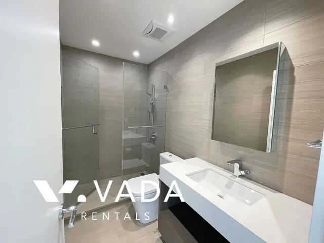 Kitsilano - Unfurnished 2 Bed & Loft Duplex For Rent at 1967 Whyte Avenue, Vancouver, BC, V6J 1B4