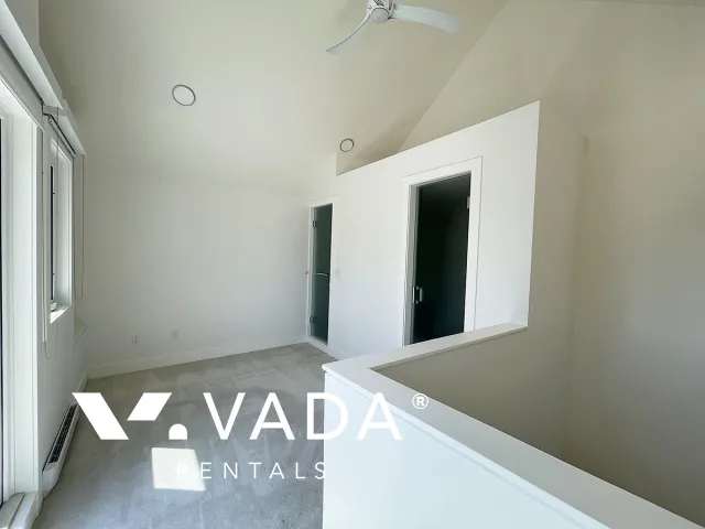 Kitsilano - Unfurnished 2 Bed & Loft Duplex For Rent at 1967 Whyte Avenue, Vancouver, BC, V6J 1B4