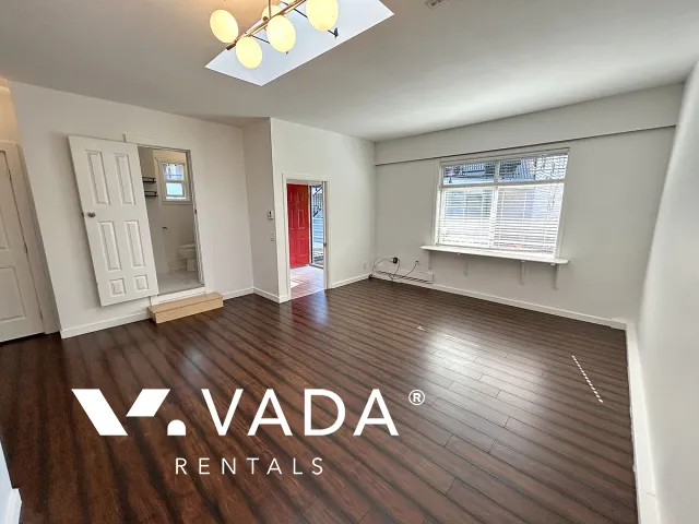 Queensborough - 1 Bedroom Coach House For Rent in New Westminster at 367 Fenton Street, New Westminster, BC, V3M 5J1