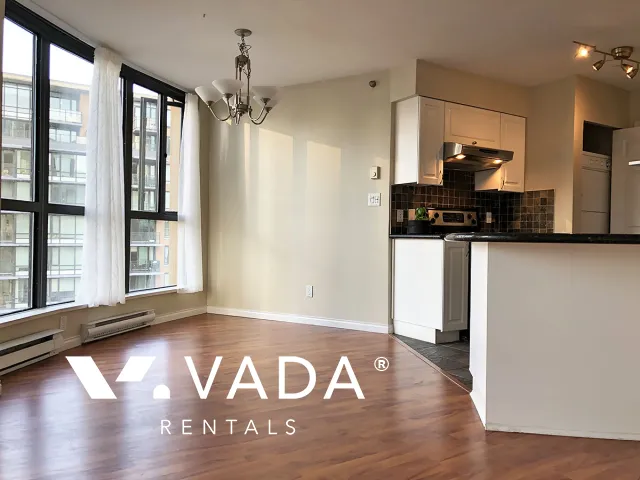 Robinson Tower in Yaletown - 2 Bedroom Apartment For Rent in Vancouver at 1604 - 488 Helmcken Street, Vancouver, BC