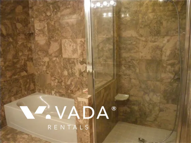 Emerald West in Downtown - 3 Bedroom Apartment For Rent in Vancouver at 2601 - 717 Jervis Street, Vancouver, BC