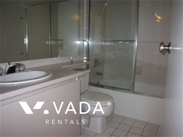 Emerald West in Downtown - 3 Bedroom Apartment For Rent in Vancouver at 2601 - 717 Jervis Street, Vancouver, BC