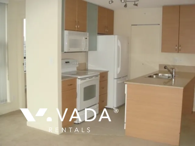 Yaletown Park in Yaletown - 2 Bedroom Apartment For Rent in Vancouver at 3002 - 909 Mainland Street, Vancouver, BC