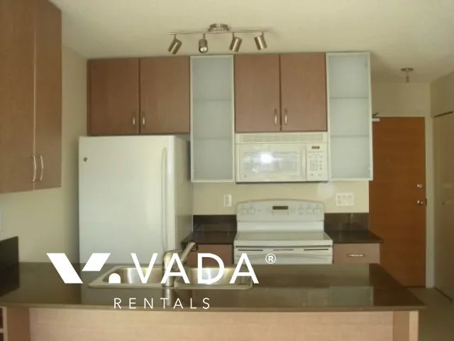 Yaletown Park in Yaletown - 1 Bedroom Apartment For Rent in Vancouver at 2805 - 909 Mainland Street, Vancouver, BC