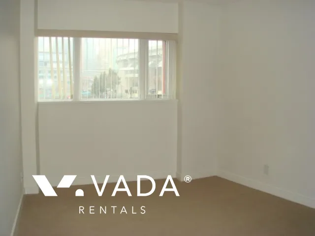 Mariner in Yaletown - 1 Bedroom Apartment For Rent in Vancouver at 507 - 918 Cooperage Way, Vancouver, BC