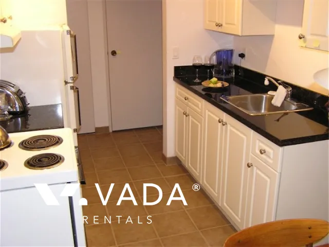City View in Downtown - 1 Bedroom Apartment For Rent in Vancouver at 609 - 1045 Haro Street, Vancouver, BC