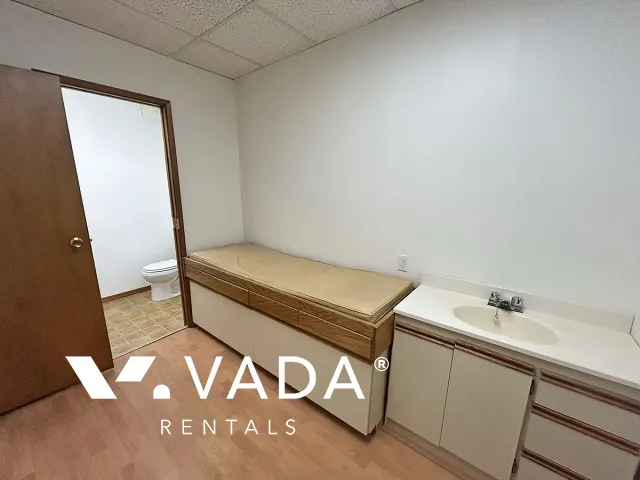 Central Lonsdale - Commercial Space For Lease in Medical Building at 204 - 135 East 15th Street, North Vancouver, BC, Canada