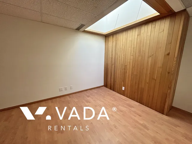 Central Lonsdale - Commercial Space For Lease in Medical Building at 204 - 135 East 15th Street, North Vancouver, BC, Canada