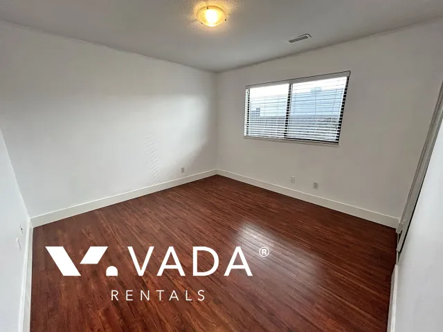 Glenwood - 2 Bedroom House (Lower Level) For Rent in Port Coquitlam at 3329B Liverpool Street, Port Coquitlam, BC, V3B 3V7