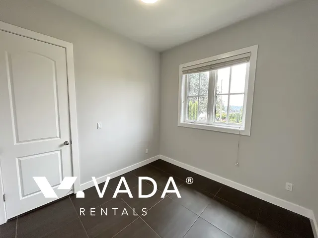 Sperling Duthie - 1 Bedroom Garden Suite For Rent in Burnaby at 6579 Sumas Drive, Burnaby, BC, V5B 2V1