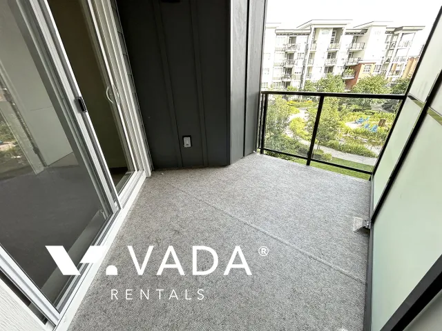 Montrose Square in Central POCO - 2 Bedroom Apartment For Rent in Port Coquitlam at 4420 - 2180 Kelly Avenue, Port Coquitlam, BC, V3C 0L1