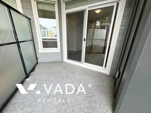 Montrose Square in Central POCO - 2 Bedroom Apartment For Rent in Port Coquitlam at 4420 - 2180 Kelly Avenue, Port Coquitlam, BC, V3C 0L1