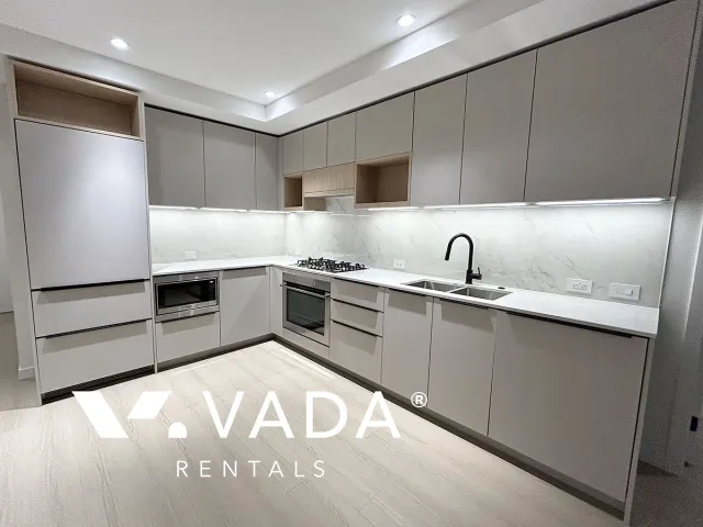 Hue in Port Moody Centre - 2 Bedroom Apartment For Rent in Port Moody at 101 - 2015 St. Johns Street, Port Moody, BC, V3H 0N5