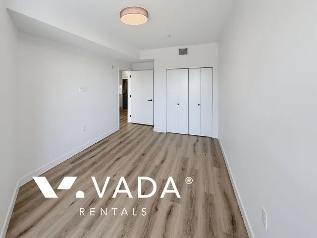 W Kingsway in Renfrew Collingwood - 1 Bedroom Apartments For Rent in Vancouver at 3068 Kingsway, Vancouver, BC, V5R 0L6