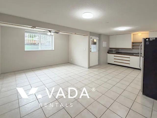 Cloverdale - 2 Bedroom Basement For Rent in Surrey at 6639B 184 Street, Surrey, BC, V3S 1G5