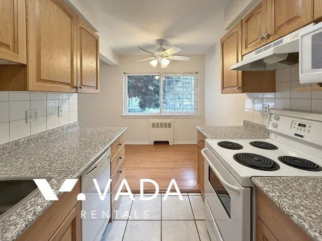 Valcrest Manor in The West End - 1 Bedroom Apartment For Rent in Vancouver at 1 - 1208 Burnaby Street, Vancouver, BC, V6E 1P5