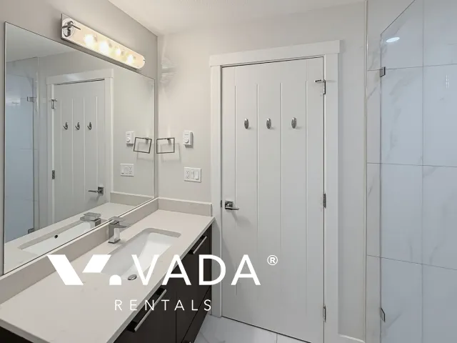 Soho in Grandview Heights - 3 Bedroom Townhouse For Rent in Surrey at 32 - 16337 23A Avenue, Surrey, BC, V3Z 0S3