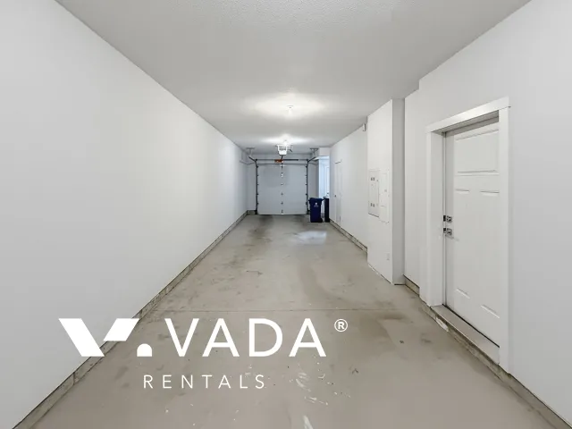 Soho in Grandview Heights - 3 Bedroom Townhouse For Rent in Surrey at 32 - 16337 23A Avenue, Surrey, BC, V3Z 0S3