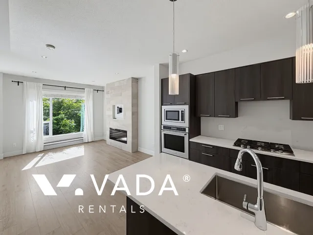 Soho in Grandview Heights - 3 Bedroom Townhouse For Rent in Surrey at 32 - 16337 23A Avenue, Surrey, BC, V3Z 0S3