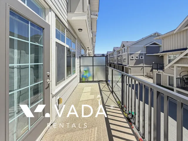 Uptown Clayton ll in East Clayton - 4 Bedroom Townhouse For Rent in Surrey at 84 - 19525 73 Avenue, Surrey, BC, V4N 3E8